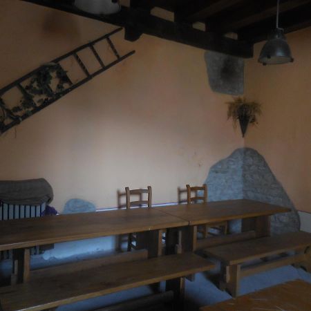 Ostello Podesteria Di Gombola Polinago Dış mekan fotoğraf