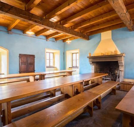 Ostello Podesteria Di Gombola Polinago Dış mekan fotoğraf
